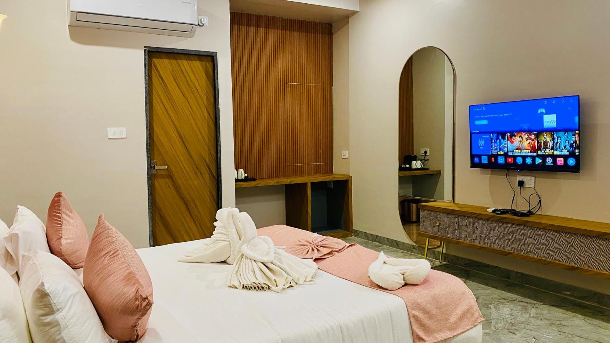 Anantara Club And Resort, Ujjain Zewnętrze zdjęcie