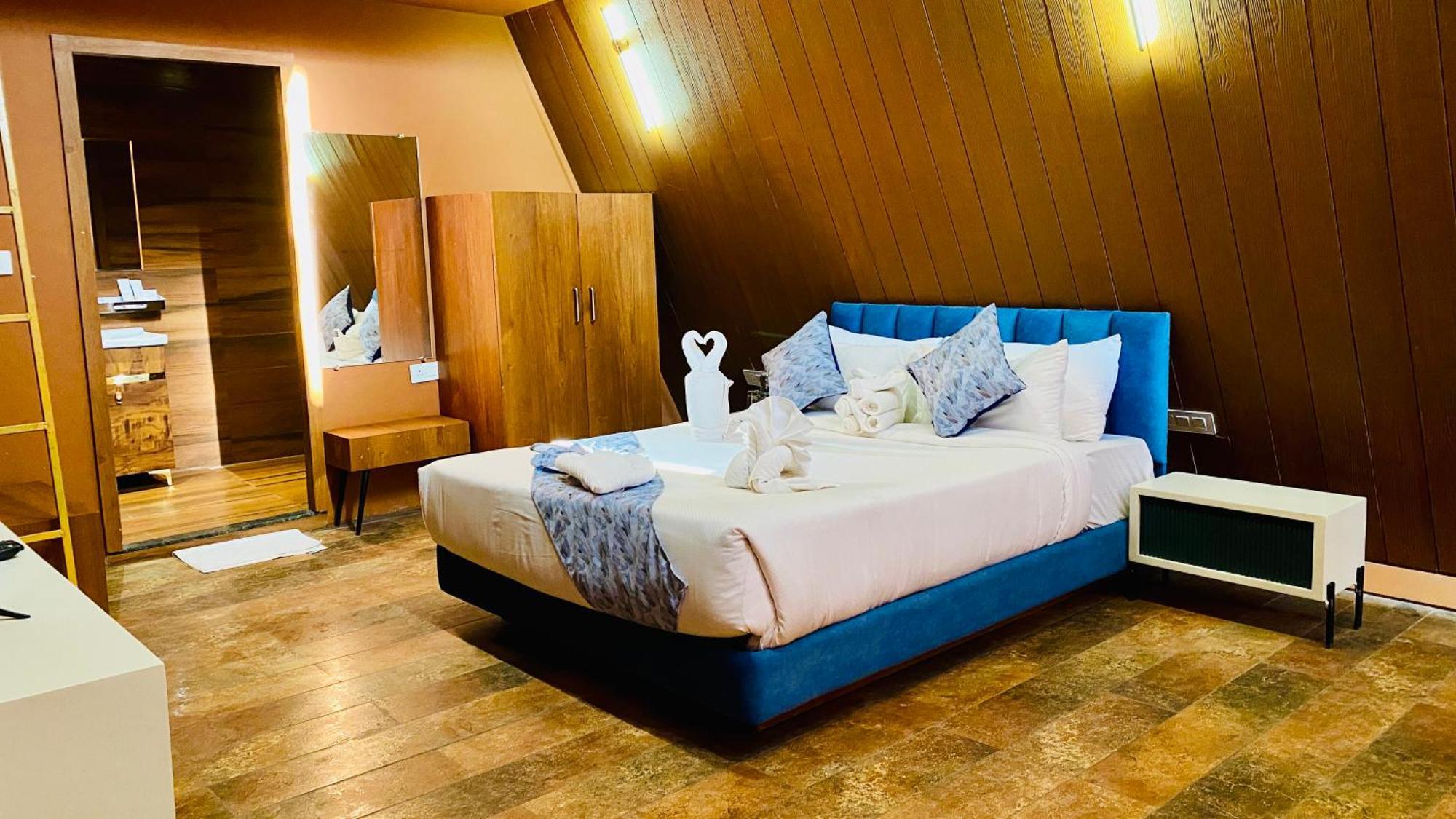 Anantara Club And Resort, Ujjain Zewnętrze zdjęcie